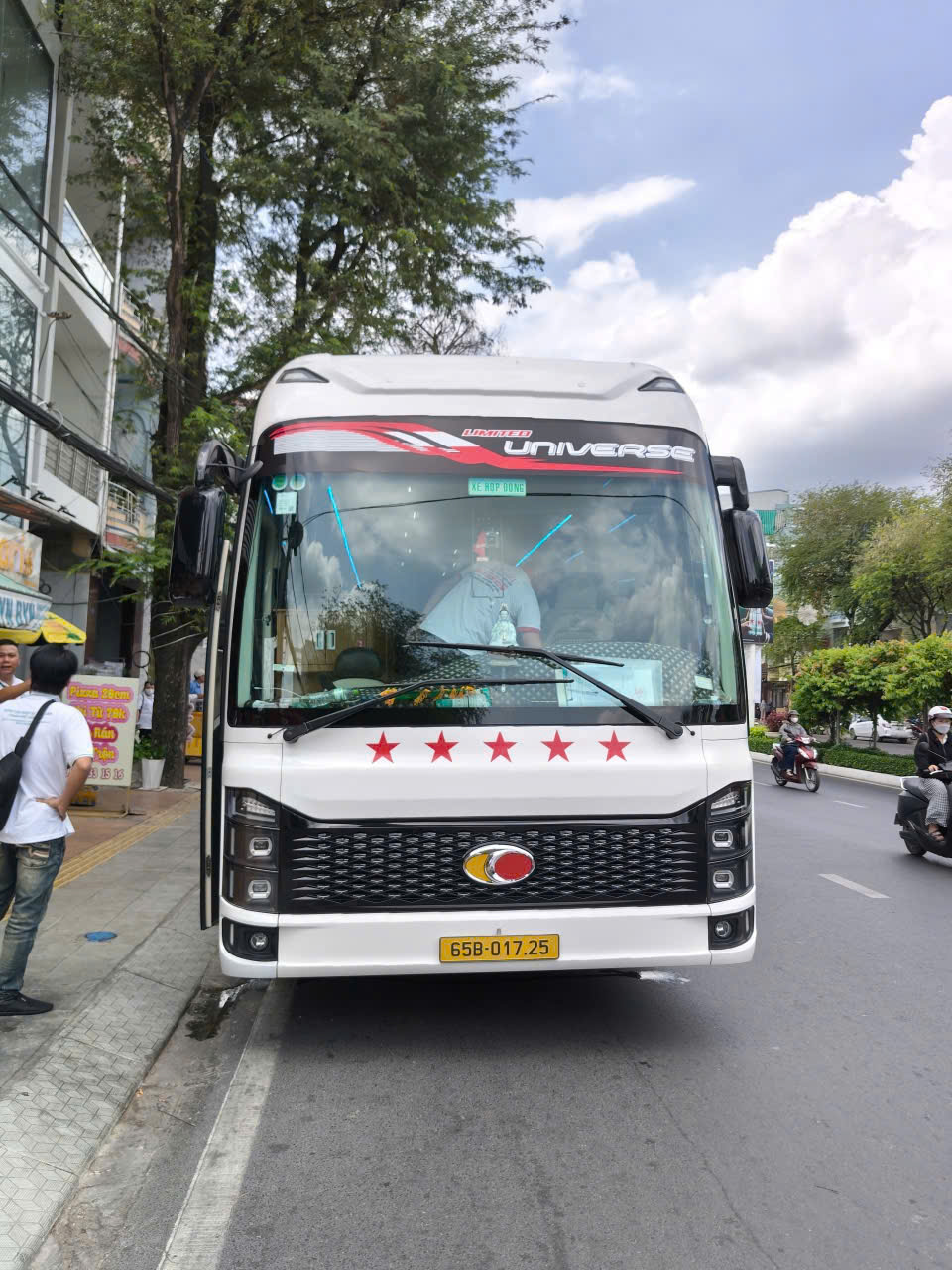 Thuê xe 45 chỗ Cần Thơ Thuê xe 45 chỗ Cần Thơ